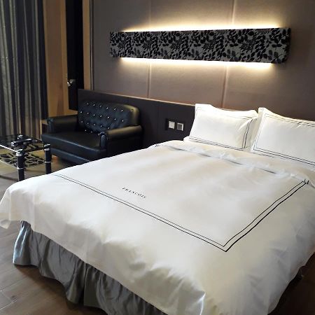 Yunlin Commerce Ryokan Tuku ภายนอก รูปภาพ