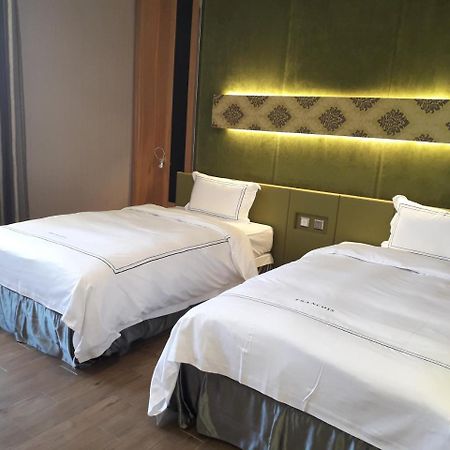Yunlin Commerce Ryokan Tuku ภายนอก รูปภาพ