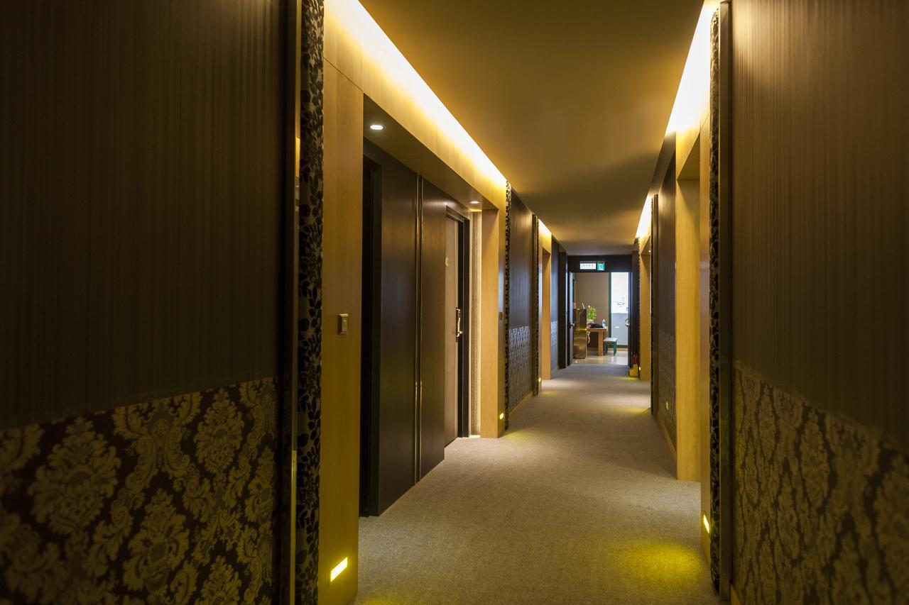 Yunlin Commerce Ryokan Tuku ภายนอก รูปภาพ