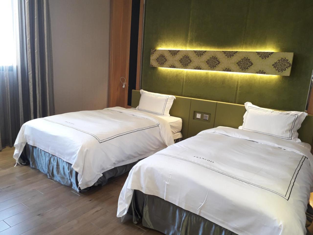 Yunlin Commerce Ryokan Tuku ภายนอก รูปภาพ