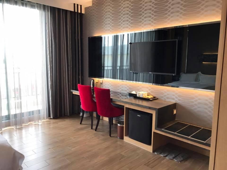 Yunlin Commerce Ryokan Tuku ภายนอก รูปภาพ
