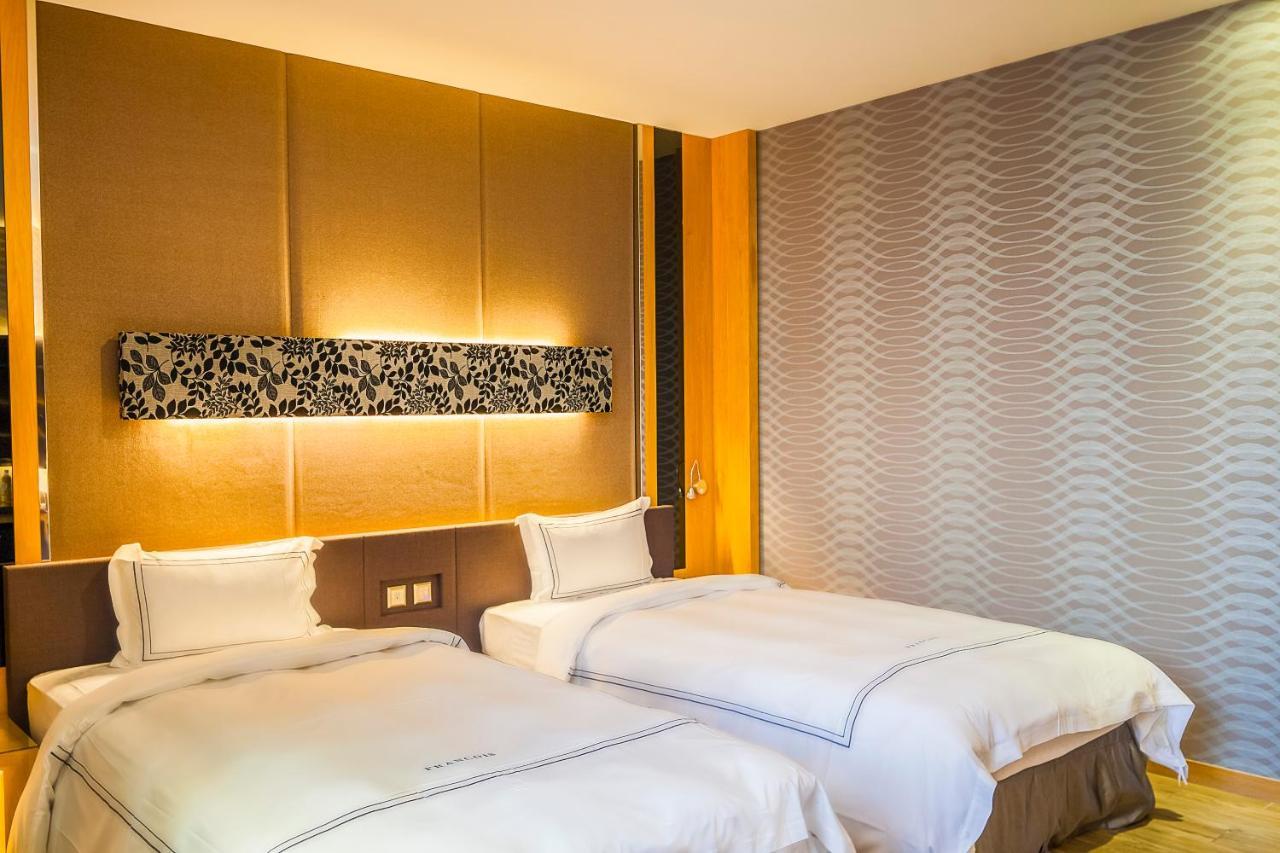 Yunlin Commerce Ryokan Tuku ภายนอก รูปภาพ